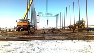 Аренда экскаватора погрузчика с ямобуром в Киров цена от 1539 руб